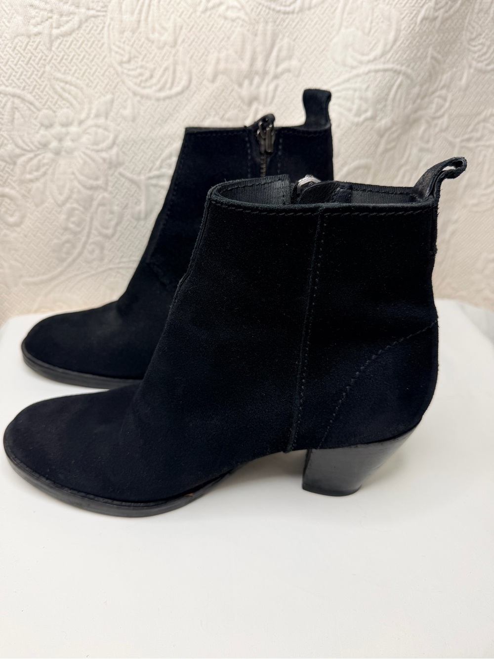 ACNE Studios Black Suede Pistol Zipped Ankle Boots 41